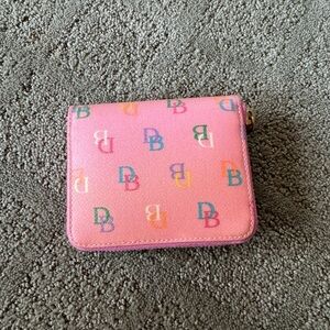 D&B wallet
